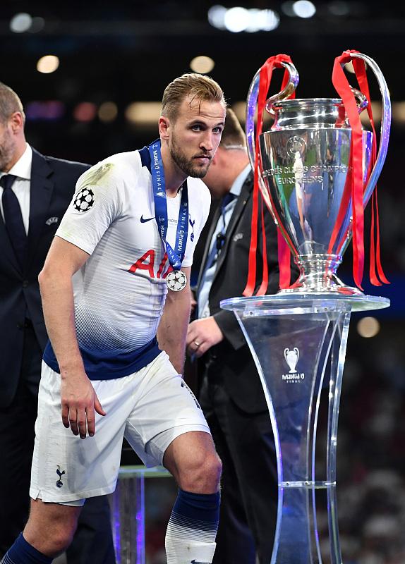 南宫娱乐-关于凯恩重返赛场，夺冠首场状态出色，巴塞罗那观众沸腾！比赛高潮迭起的信息