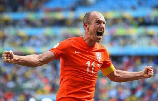 NG28-关于里程碑夜皇家社会遗憾出局；荷甲转会期刷纪录；管理层满意；高层口径保持一致的信息